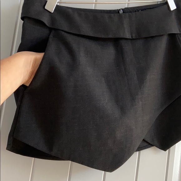 ❗️SOLD❗️Talula Berkelee Skort - Picture 5 of 13
